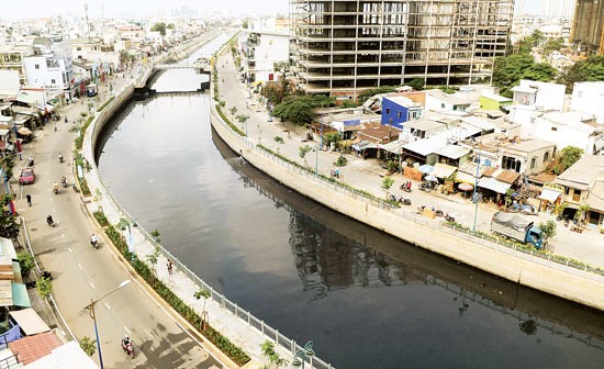 A view of Tan Hoa-Lo Gom Canal after clean-up (Photo: SGGP) A view of Tan Hoa-Lo Gom Canal after clean-up (Photo: SGGP)